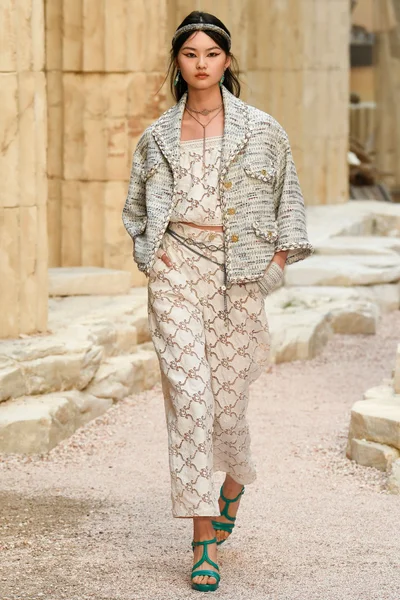 Look 51